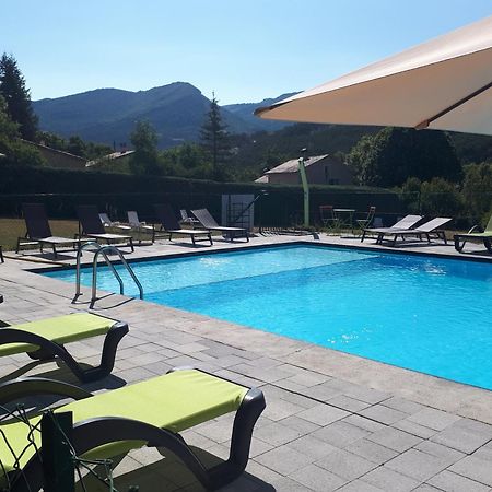 Logis Hotel Le Ceans Orpierre Exteriér fotografie