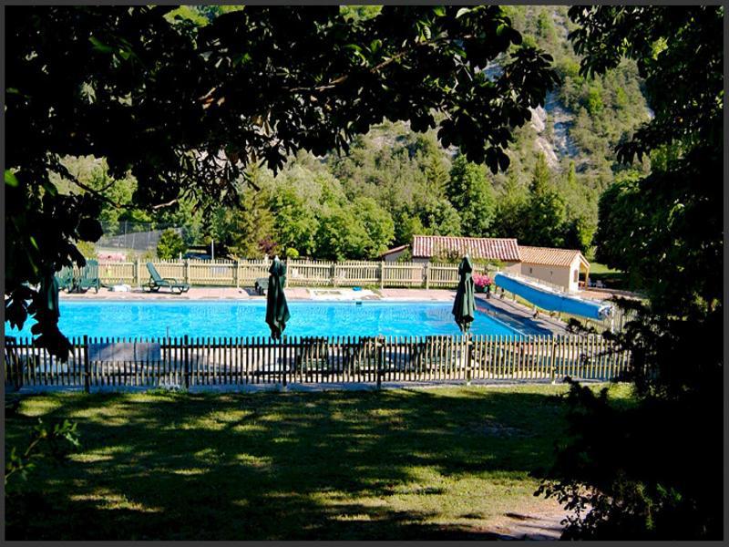 Logis Hotel Le Ceans Orpierre Exteriér fotografie