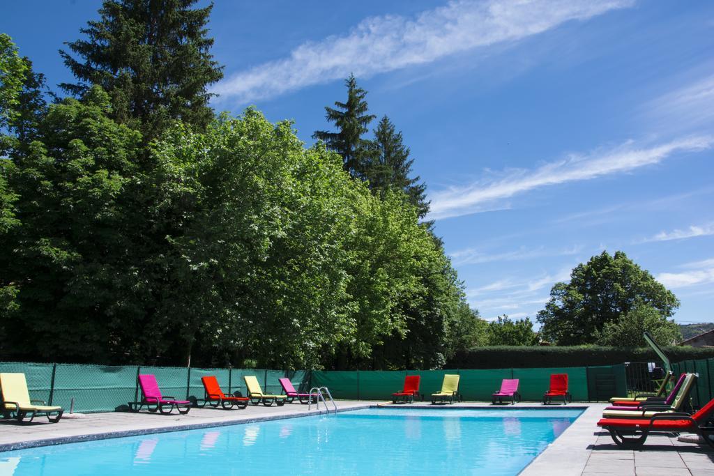 Logis Hotel Le Ceans Orpierre Exteriér fotografie