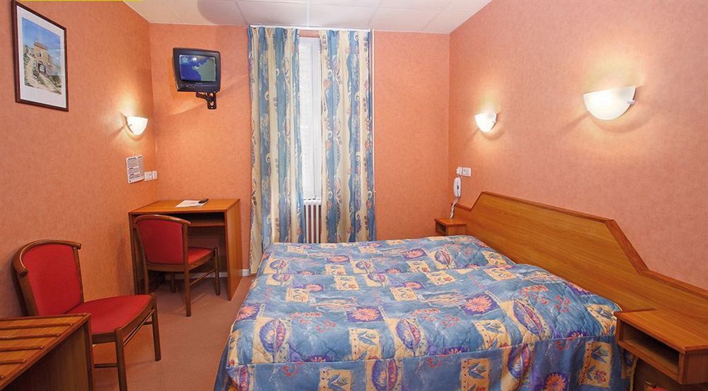 Logis Hotel Le Ceans Orpierre Exteriér fotografie