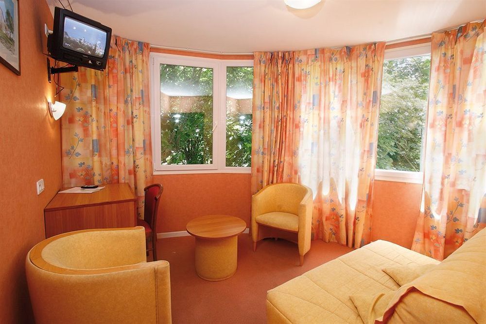 Logis Hotel Le Ceans Orpierre Exteriér fotografie